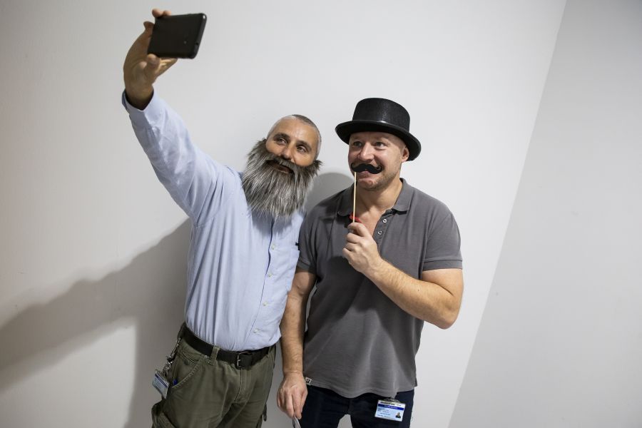 Szakállat növeszt a tatabányai abroncsgyár - Mobility -  - bridgestone, movember, 