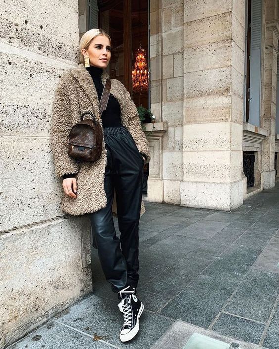 Stílusiskola: így viselj télen bőrnadrágokat - DIVAT&STÍLUS - Stílusiskola - 