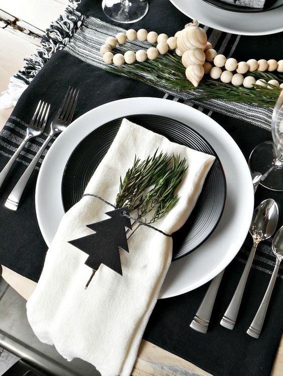 Top10: így varázsolhatod ragyogóvá a vacsora asztalt karácsonykor - STYLELIFE - Otthon & Design - asztal, karácsony, teríték, 