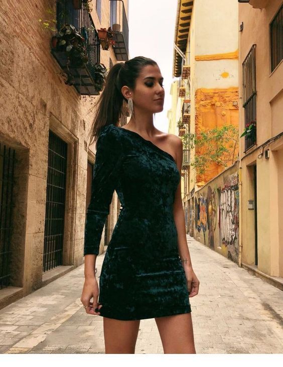 Stílusiskola: így lehetsz csinos koktélruhákban szilveszterkor - DIVAT&STÍLUS - Stílusiskola - 