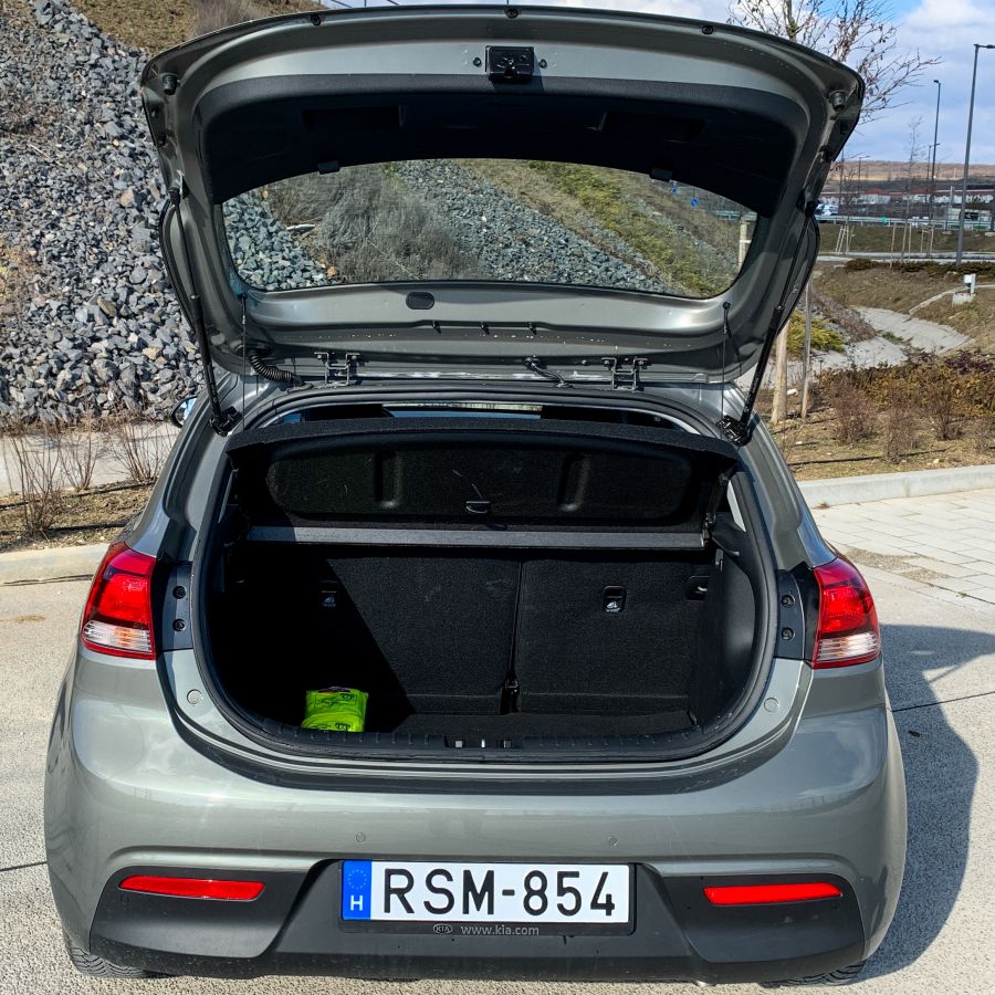 Tágasan a városban - Kia Rio 1.4 MPI - STYLENEWS - Mobility - kia, kia rio, kia rio 1.4MPI teszt, kia rio teszt, 