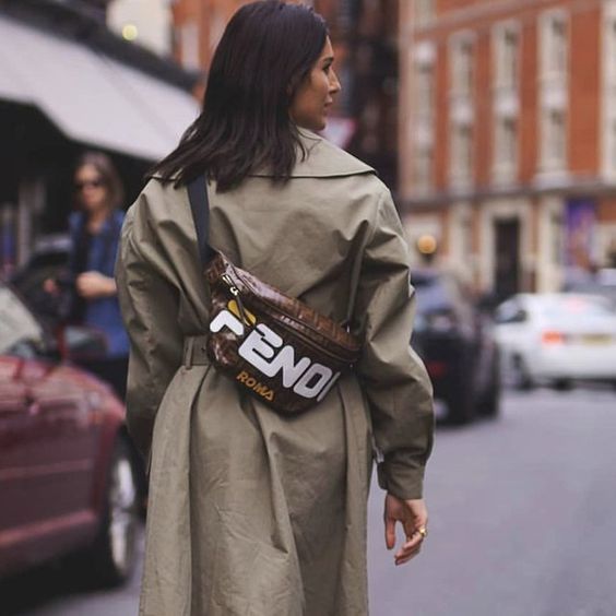 Stílusiskola: még mindig az övtáskák a legtrendibb és legpraktikusabb kiegészítők - DIVAT&STÍLUS - Stílusiskola - divat, kiegészítő, outfit, övtáska, stílus, 