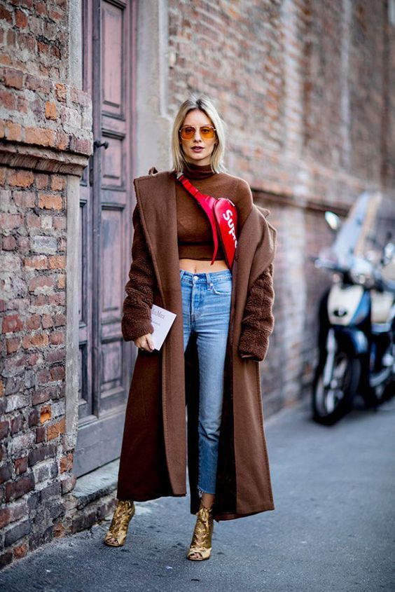 Stílusiskola: még mindig az övtáskák a legtrendibb és legpraktikusabb kiegészítők - DIVAT&STÍLUS - Stílusiskola - divat, kiegészítő, outfit, övtáska, stílus, 