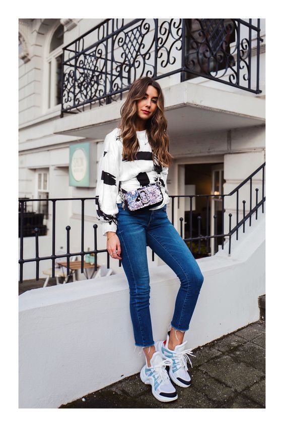 Stílusiskola: Így viselnénk színes sportcipőket - DIVAT&STÍLUS - Stílusiskola - divat, outfit, sportcipő, stílus, színes sportcipő, tavasz, 