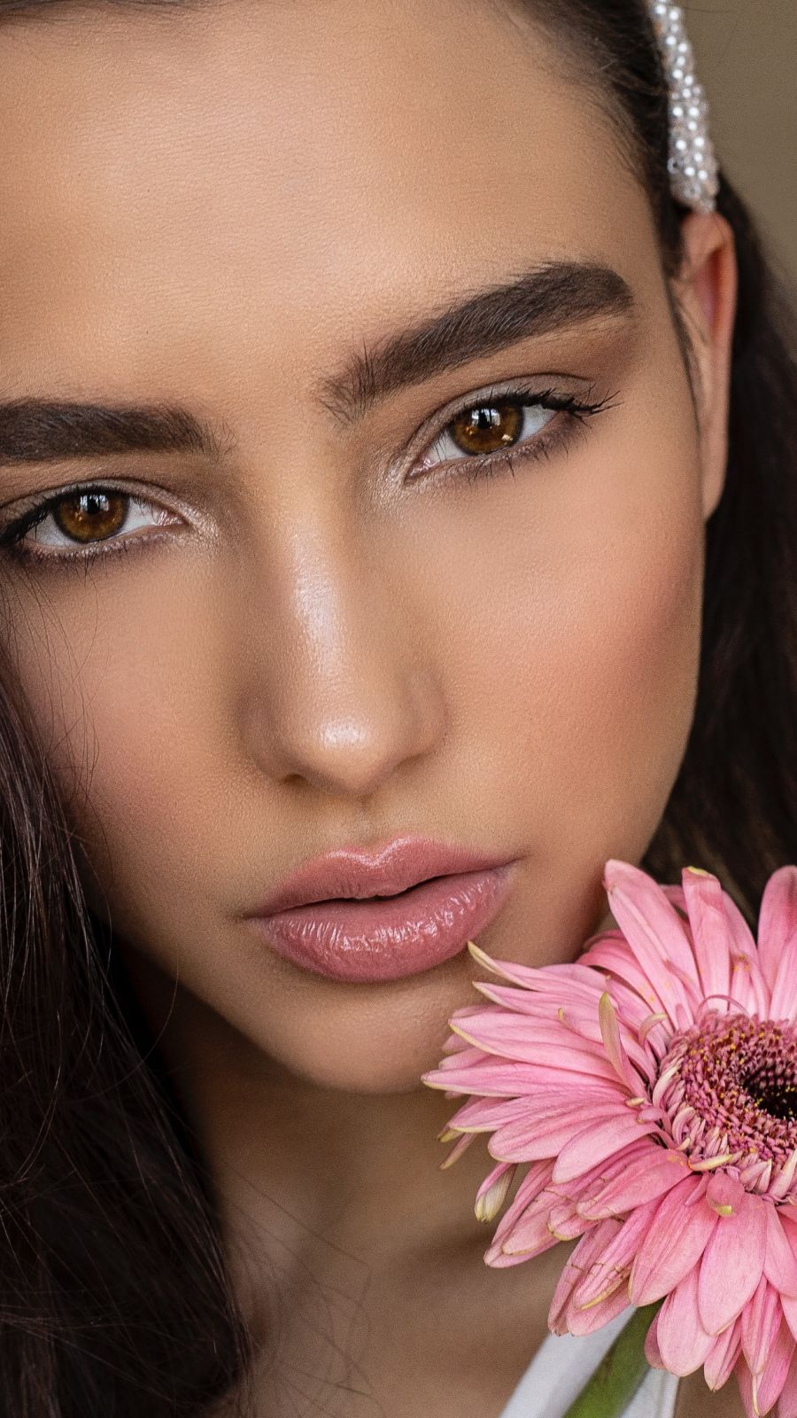 Leáldozóban a matt trendek - SZÉPSÉG - Smink  - legújabb sminktrendek, smink, smink tippek, sminkek, szépség, 