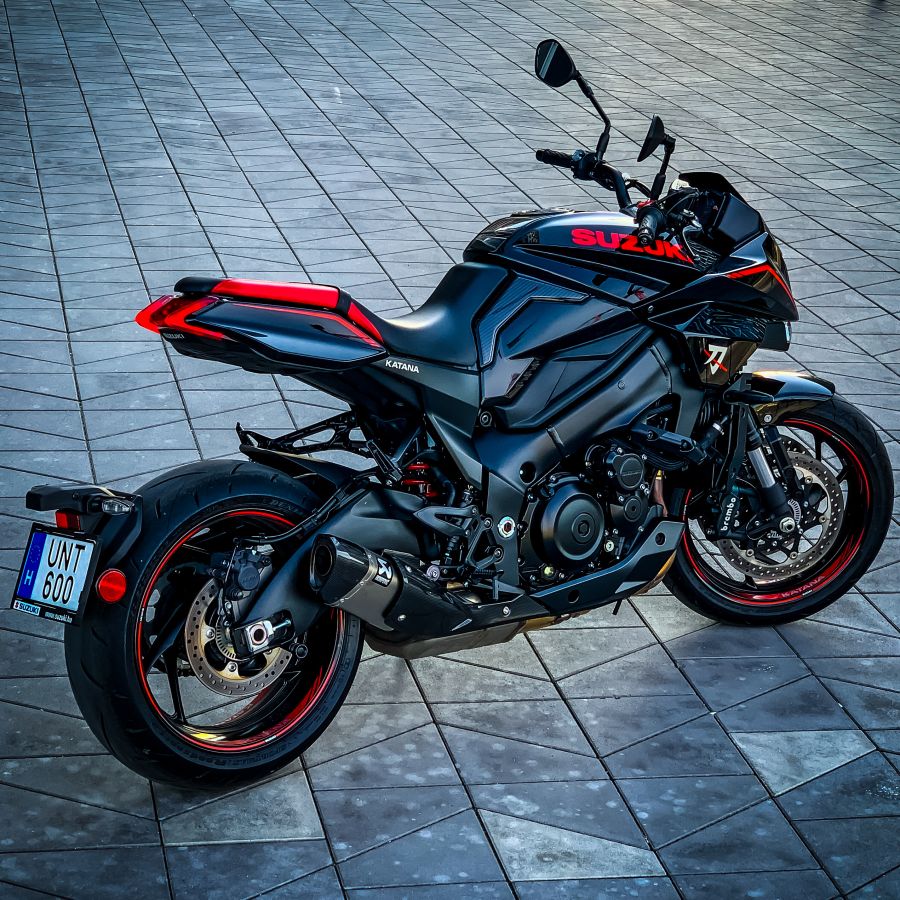 A legélesebb kés – Suzuki Katana - STYLENEWS - Mobility - katana teszt, motor teszt, suzuki katana, suzuki motor teszt, 