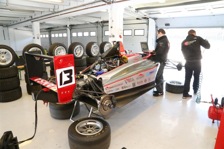 Végre újra a valódi versenypályán! - Mobility -  - genderracingteam, 