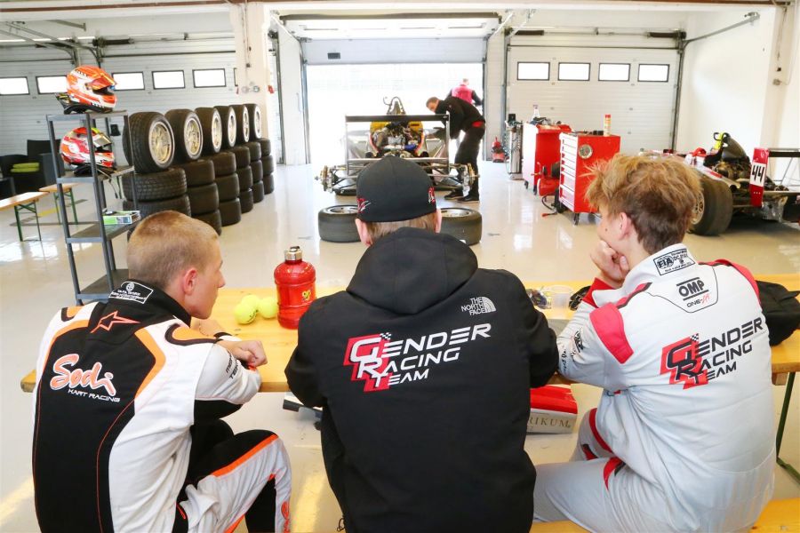 Végre újra a valódi versenypályán! - Mobility -  - genderracingteam, 