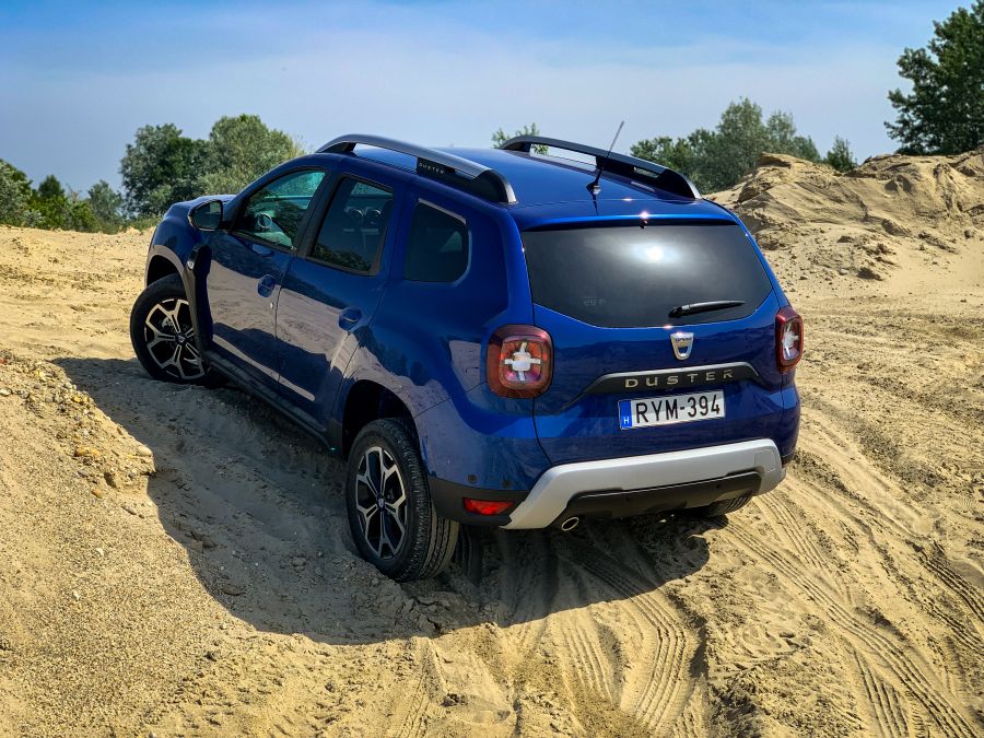 Porzik utána az út – Dacia Duster 1.5dCi 15th Celebration - STYLENEWS - Mobility - dacia, dacia duster, dacia duster dízel, dacia duster teszt, dacia suv, 