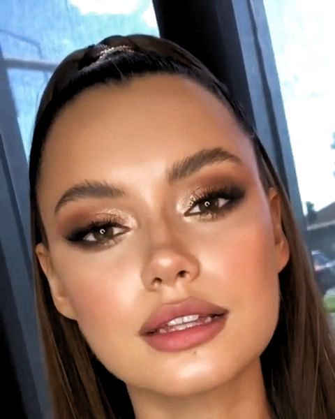 Top10: hangolódj a nyárra bronzos sminkekkel - SZÉPSÉG - Smink  - bronzos, nyár, smink, 