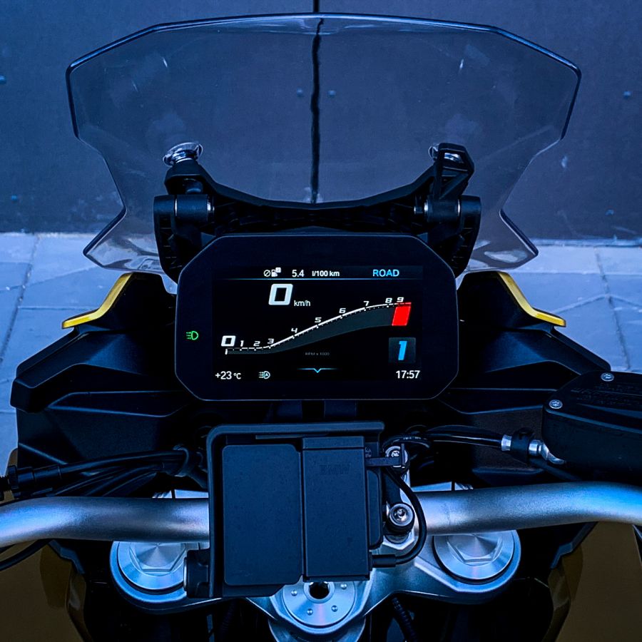 Hódít a crossover – BMW F900XR - STYLENEWS - Mobility - bmw f900xr, bmw f900xr teszt, f900 bmw, f900xr, 