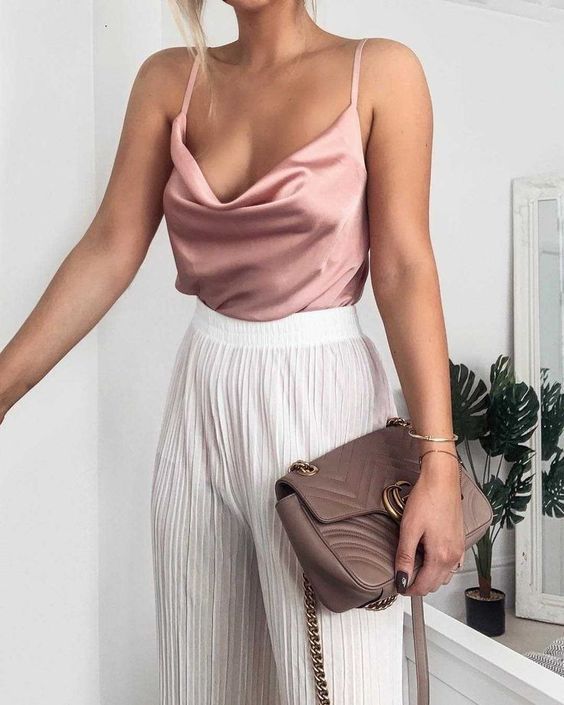 Stílusiskola: így viselj púderrózsaszínt - DIVAT&STÍLUS - Stílusiskola - divat, outfit, púderrózsaszín, stílus, 