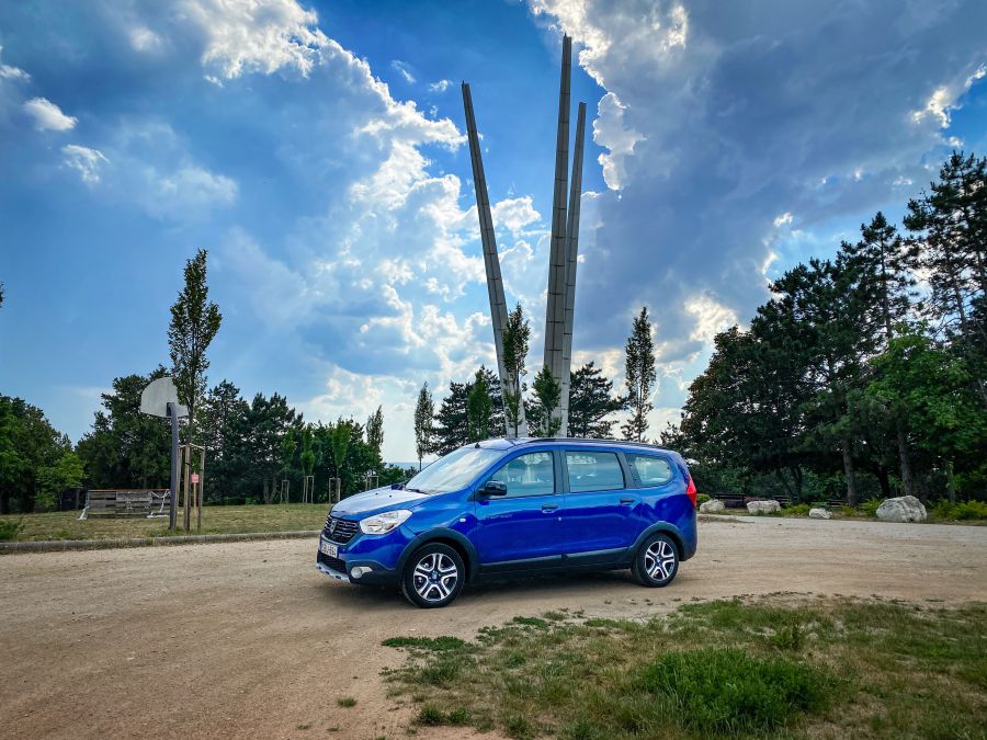 Elvitte a monyómat – Dacia Lodgy 1.3 - STYLENEWS - Mobility - dacia lodgy, dacia lodgy 1.3, dacia lodgy 7 személyes, dacia lodgy teszt, lodgy teszt, 