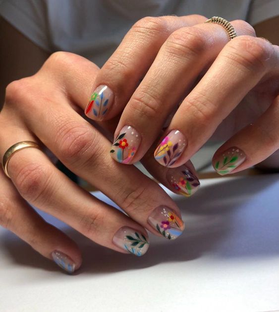 Top10: must have manikűr ötletek nyárra - SZÉPSÉG -  - 