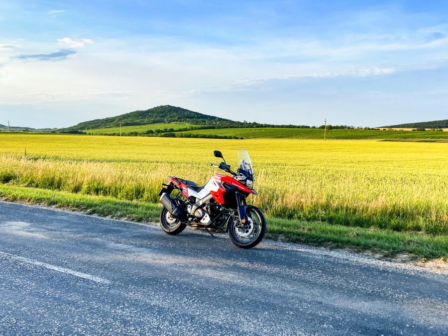 Felfelé kerekítve – V-Strom 1050XT ABS - STYLENEWS - Mobility - suzuki v-strom teszt, suzukimotors, v-strom, v-strom 1050 teszt, v-strom 1050xt, v-strom teszt, 