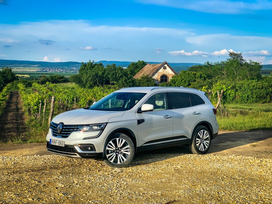 Már majdnem Renault – Renault Koleos Initiale Paris Bleu dCi 190 4WD - STYLENEWS - Mobility - koleos 2020, koleos 4wd blue hdi teszt, koleos dízel, koleos initiale paris, koleos teszt, renault koleos, 