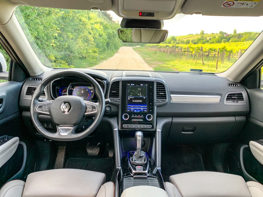 Már majdnem Renault – Renault Koleos Initiale Paris Bleu dCi 190 4WD - STYLENEWS - Mobility - koleos 2020, koleos 4wd blue hdi teszt, koleos dízel, koleos initiale paris, koleos teszt, renault koleos, 