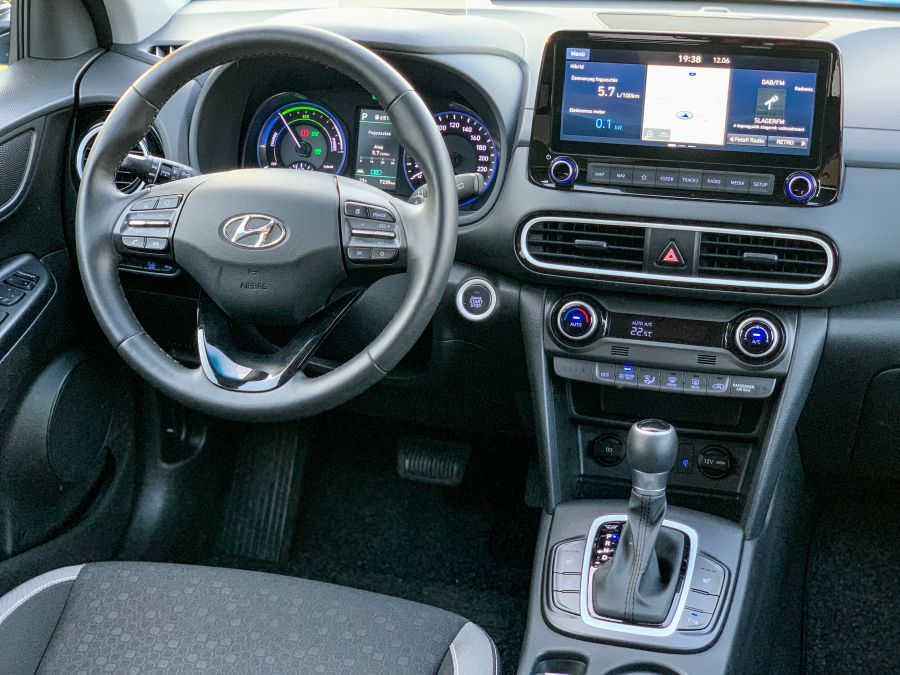 Mindenre is jó – Hyundai Kona Hybrid - STYLENEWS - Mobility - hyundai crossover, hyundai kona, hyundai kona hybrid, hyundai kona hybrid teszt, kona, kona teszt, 