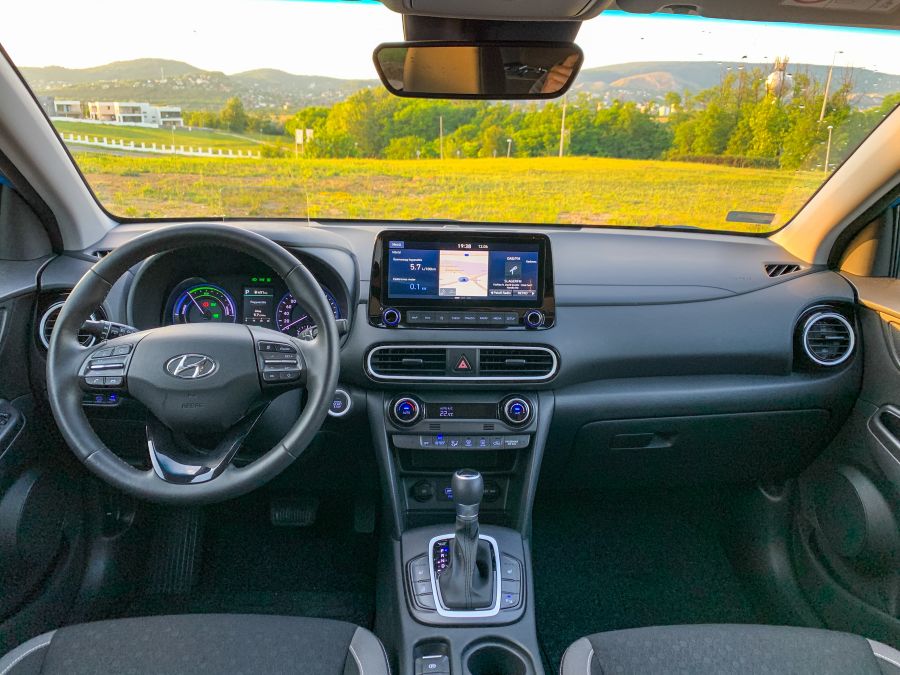 Mindenre is jó – Hyundai Kona Hybrid - STYLENEWS - Mobility - hyundai crossover, hyundai kona, hyundai kona hybrid, hyundai kona hybrid teszt, kona, kona teszt, 