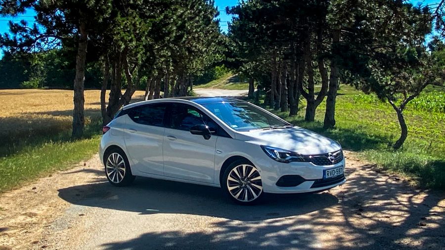 Ha szorít az ülés, irány a fitness - Opel Astra - STYLENEWS - Mobility - astra 5 ajtós, astra k, astra k teszt, opel astra k, opel astra k teszt, 