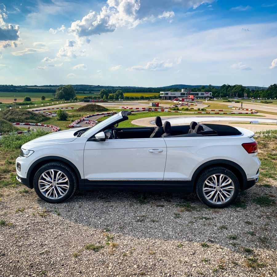 Hurrá itt a nyár! – VW T-Roc Cabriolet - STYLENEWS - Mobility - 