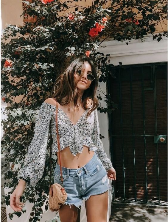 Stílusiskola: így viselj crop topokat idén nyáron - DIVAT&STÍLUS - Stílusiskola - 