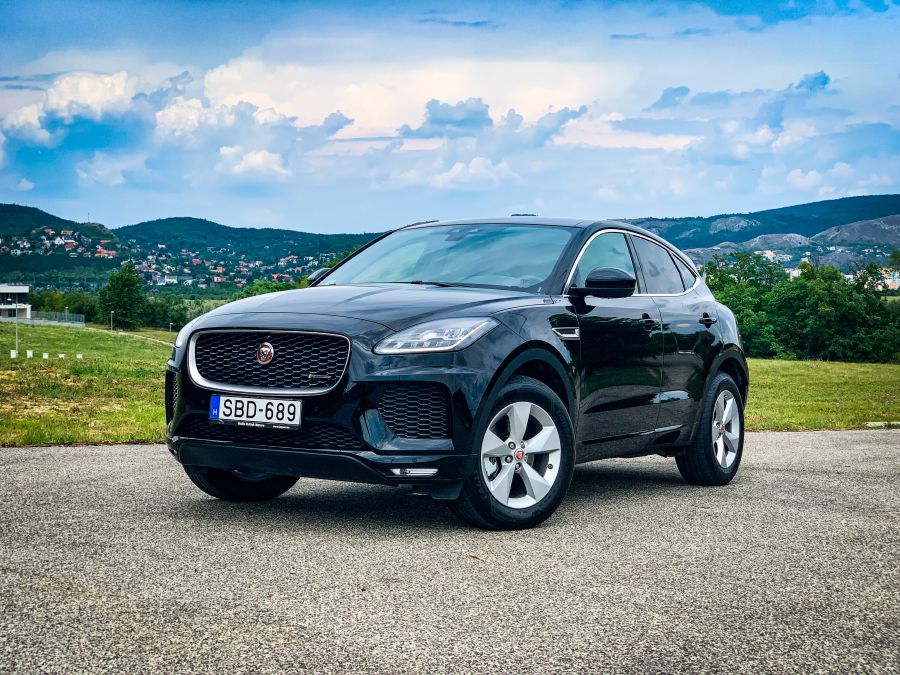 Tökéletes alternatíva – Jaguar E-Pace 2.0d R Dynamic S - STYLENEWS - Mobility - jaguar dízel teszt, jaguar e pace, jaguar e pace r dynamic teszt, jaguar epace teszt, jaguar suv teszt, jaguar teszt, 