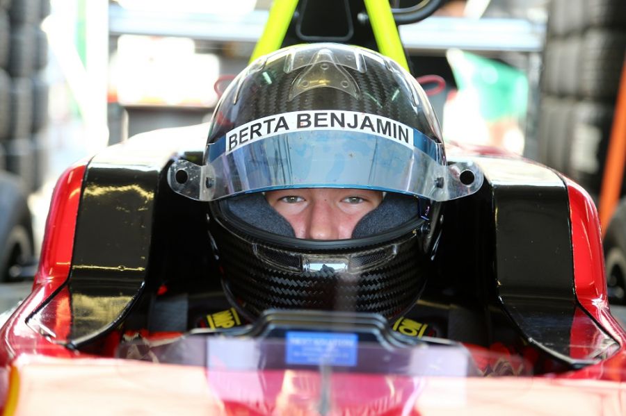 Felemás hétvége Horvátországban - Mobility -  - gender racing team, grt, 