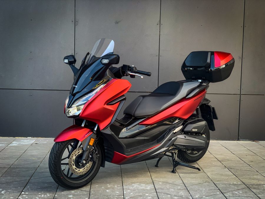 Kihozták belőle a maximumot – Honda Forza 125 - STYLENEWS - Mobility - forza 125, forza teszt, honda forza 125 teszt, honda robogó teszt, 