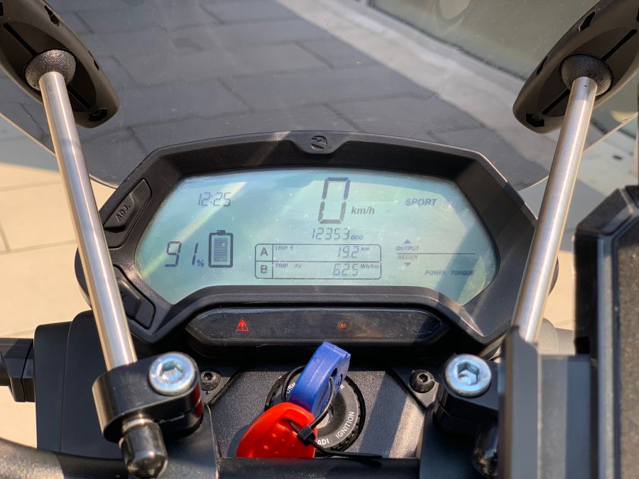 Tekints a jövőbe - ZERO DS ZF14.4 - STYLENEWS - Mobility - elektromos motorkerékpár teszt, szallerbeck motor teszt, szallerbeck zero ds teszt, zero ds elektromos, zero ds motor, zero ds naked, zero ds teszt, 