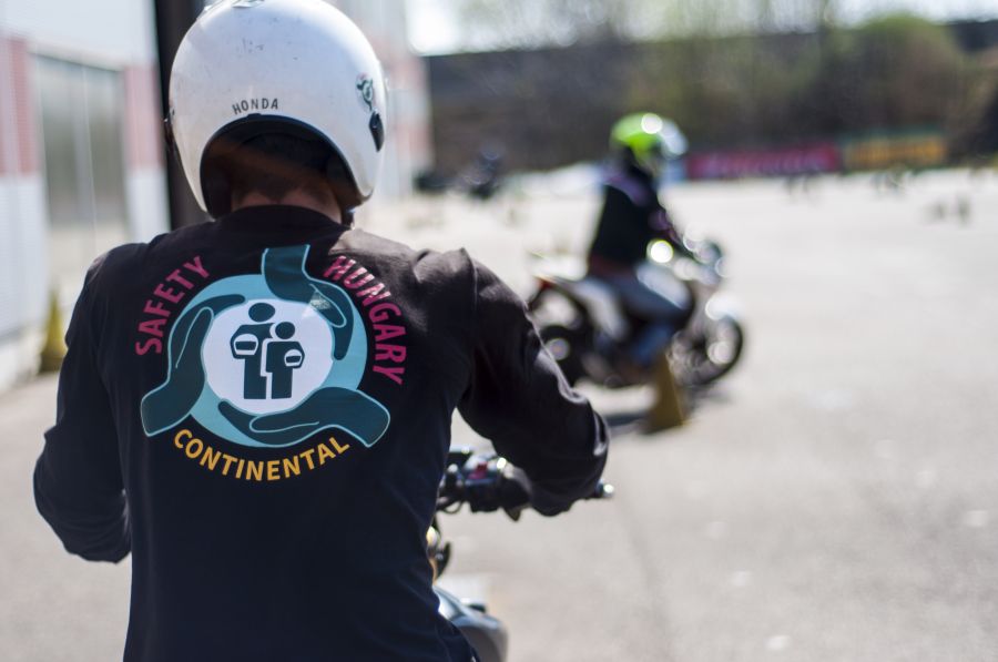 Már motorkerékpár jogosítványt is lehet szerezni a Safety-Hungarynél - STYLENEWS - Mobility - continental, jogosítvány, motor, safety-hungary, 