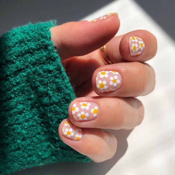 Top10: manikűrök a legimádnivalóbb mintákkal - SZÉPSÉG -  - cuki, köröm, manikűr, minta, nyár, ötletek, 