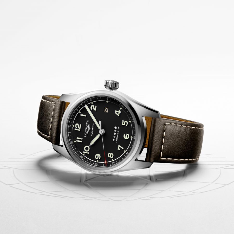 Az úttörő személyiség tovább él - DIVAT&STÍLUS -  - karóra, longines, longines spirit, óra, 
