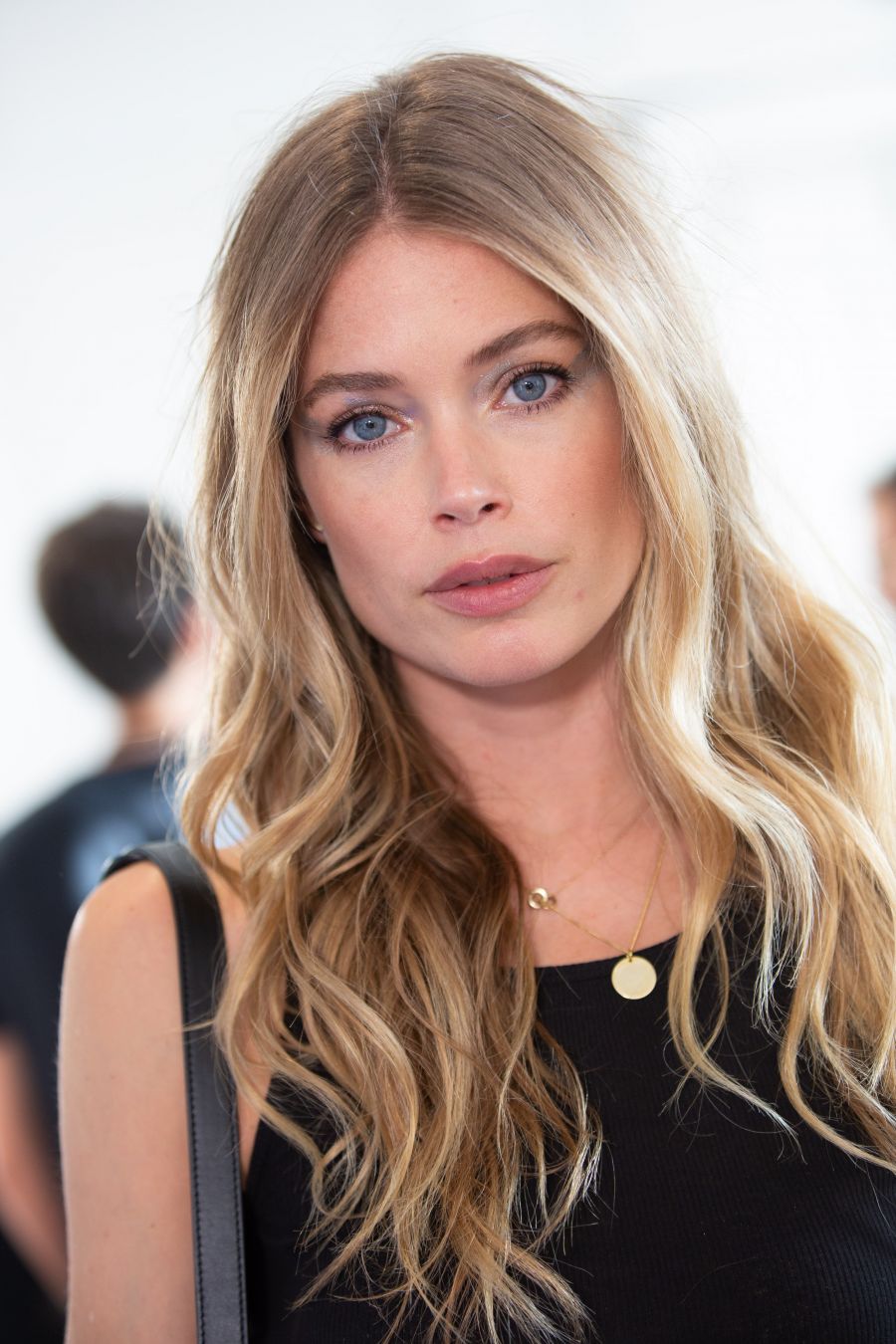 Az ősz uralkodó sminktrendjei - SZÉPSÉG - Smink  - füstös szem, matt ajkak, őszi sminktrend, tusvonal, 