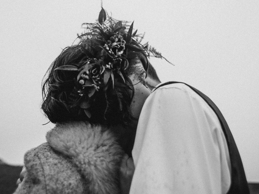 Ismerlek valahonnan - KERESD A NŐT  - Lélekhangok - érzések, érzések kifejezése, lélekhangok, szeretni, 