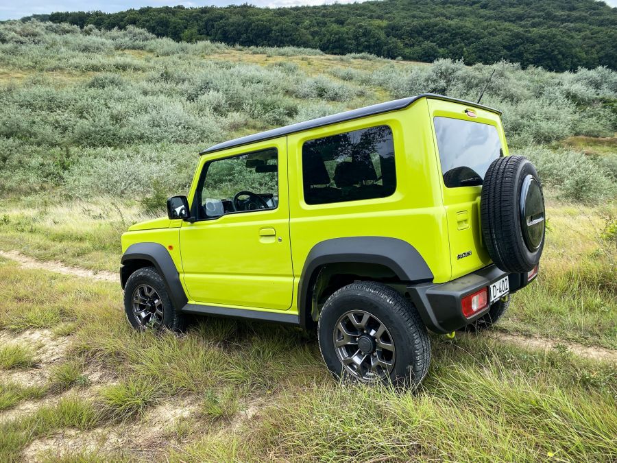 Nemcsak a húszéveseké a világ – Suzuki Jimny újratöltve - STYLENEWS - Mobility - jimny 2019, jimny teszt, Suzuki Jimny automata, suzuki Jimny teszt, 