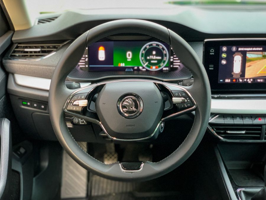 Szintet lépett – Skoda Octavia Style 1,5 TSI - STYLENEWS - Mobility - 2020 octavia 1%2C5tsi teszt, motorhang, octavia 2020 kombi, octavia 2020 teszt, octavia benzines teszt, octavia style teszt, octavia tsi teszt, skoda octacia 2020 style tsi teszt, skoda octavia 2020, 