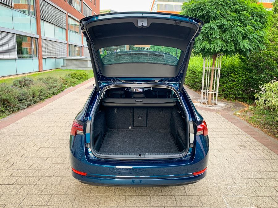 Szintet lépett – Skoda Octavia Style 1,5 TSI - STYLENEWS - Mobility - 2020 octavia 1%2C5tsi teszt, motorhang, octavia 2020 kombi, octavia 2020 teszt, octavia benzines teszt, octavia style teszt, octavia tsi teszt, skoda octacia 2020 style tsi teszt, skoda octavia 2020, 