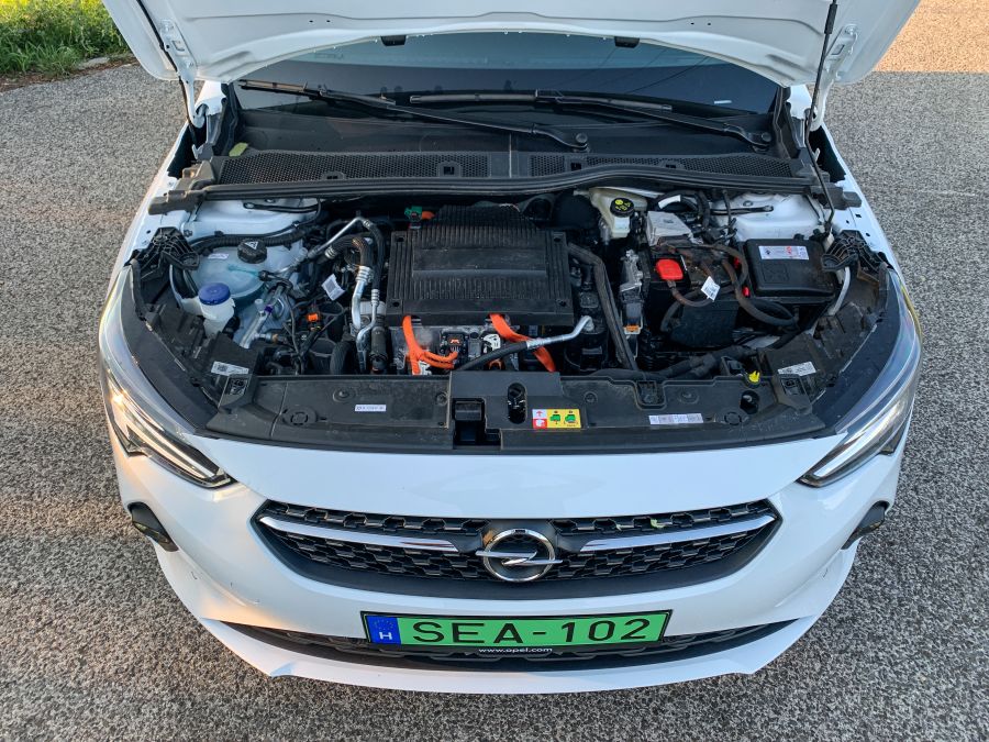 Egyenlő partner - Opel Corsa-e - STYLENEWS - Mobility - corsa e teszt, corsa-e 2020 teszt, corsa-e teszt, elektromos corsa teszt, elektromos opel teszt, opel corsa e, 