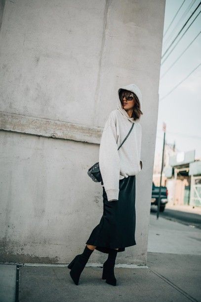 Stílusiskola: így viselj ősszel kapucnis pulcsikat - DIVAT&STÍLUS - Stílusiskola - divat, kapucnis pulcsi, outfit, stílus, 