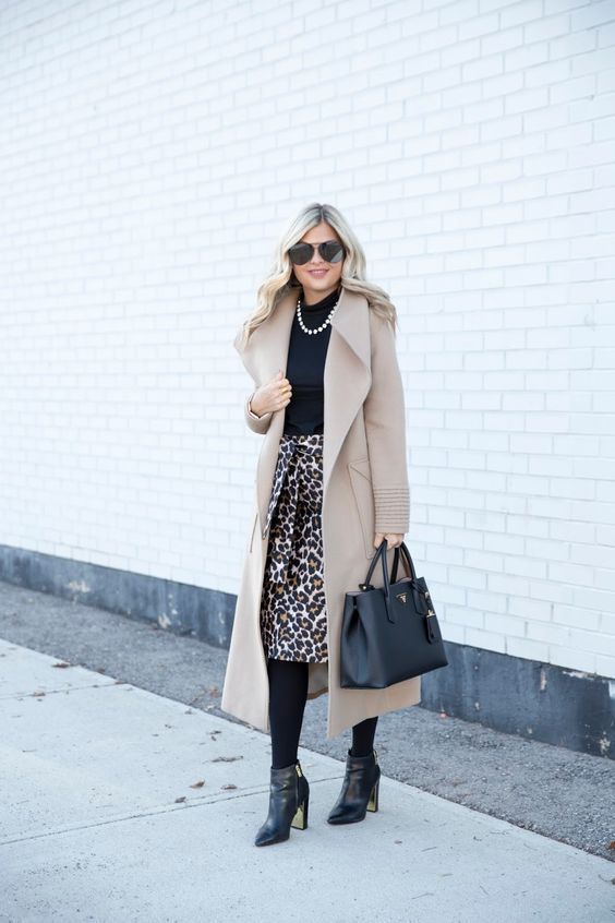 Stílusiskola: így viselj ősszel állatmintás szoknyákat - DIVAT&STÍLUS - Stílusiskola - állatminta, divat, outfit, stílus, szoknya, 