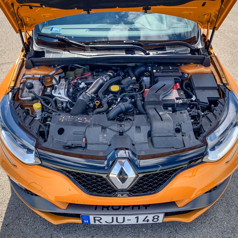 Ha az út a versenypálya - Renault Megane R.S. Trophy - STYLENEWS - Mobility - megane sport teszt, renault megane, renault megane r.s. trophy teszt, renault r.s. teszt, trophy teszt, 