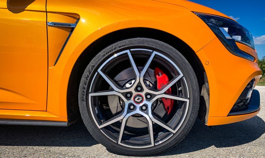 Ha az út a versenypálya - Renault Megane R.S. Trophy - STYLENEWS - Mobility - megane sport teszt, renault megane, renault megane r.s. trophy teszt, renault r.s. teszt, trophy teszt, 