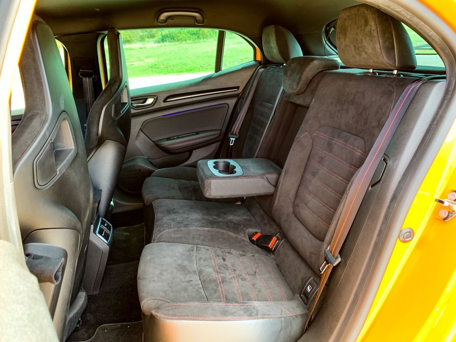 Ha az út a versenypálya - Renault Megane R.S. Trophy - STYLENEWS - Mobility - megane sport teszt, renault megane, renault megane r.s. trophy teszt, renault r.s. teszt, trophy teszt, 