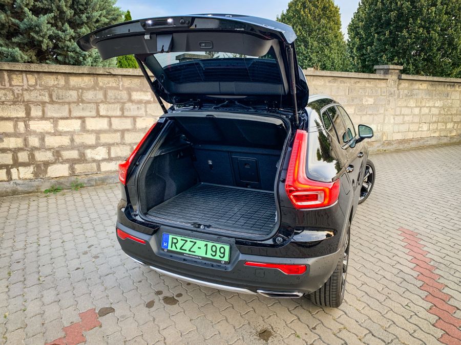 A teljesség varázsa - Volvo XC40 plug-in hybrid - STYLENEWS - Mobility - Volvo SUV teszt, Volvo XC40 hybrid teszt, Volvo XC40 plug, Volvo XC40 Plugin, Volvo xc40 teszt, XC40 hibrid teszt, 