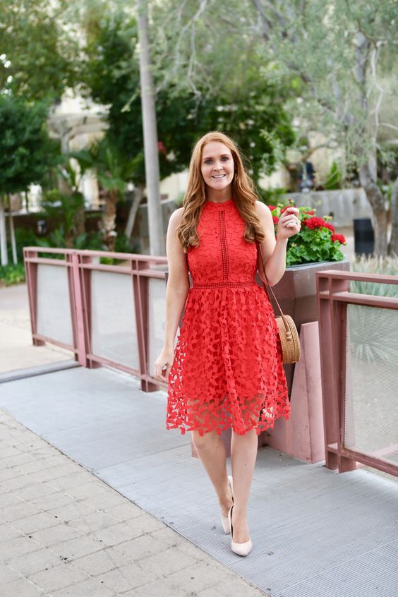 Stílusiskola: így viselj csipke ruhákat - DIVAT&STÍLUS - Stílusiskola - 