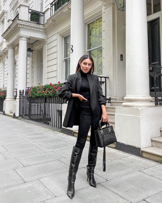 Stílusiskola: így viselj ősszel combcsizmákat - DIVAT&STÍLUS - Stílusiskola - 