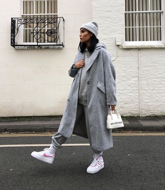 Stílusiskola: így viseld ősszel a szürke számtalan árnyalatát - DIVAT&STÍLUS - Stílusiskola - divat, outfit, ősz, stílus, szürke, 