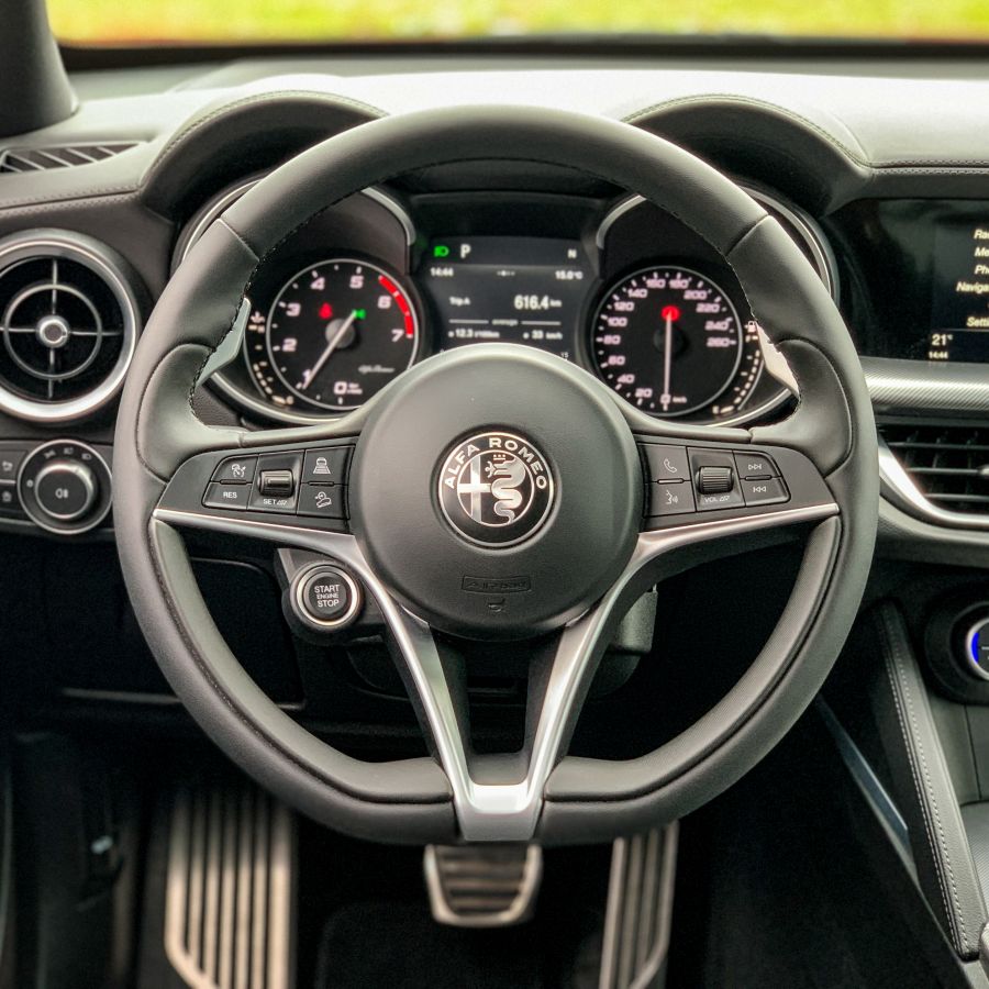 Amikor felforr a vér – Alfa Romeo Stelvio 2.0T - STYLENEWS - Mobility - Alfa Romeo stelvio, Alfa Romeo Stelvio 2.0T teszt, Alfa Stelvio teszt, Alfa SUV teszt, 