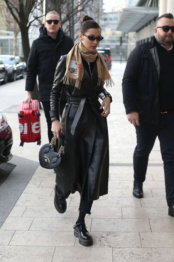 Stílusiskola: így viselj hosszú bőrkabátokat - DIVAT&STÍLUS - Stílusiskola - bőrkabátok, divat, outfit, ősz, stílus, 